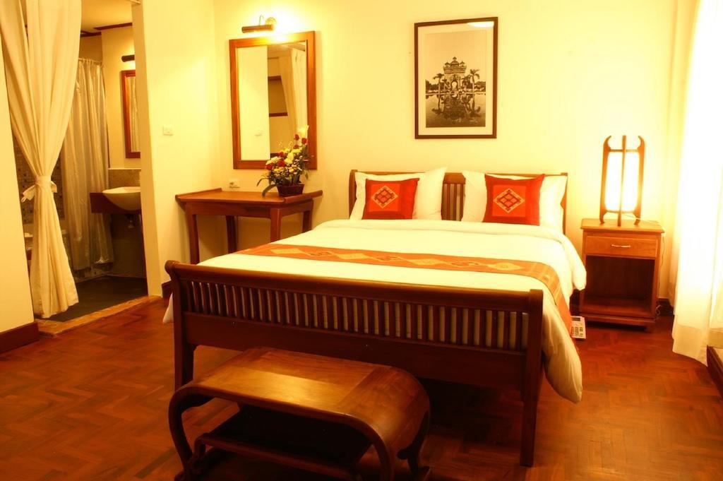 Avilla Phasouk Hotel Vientiane Esterno foto