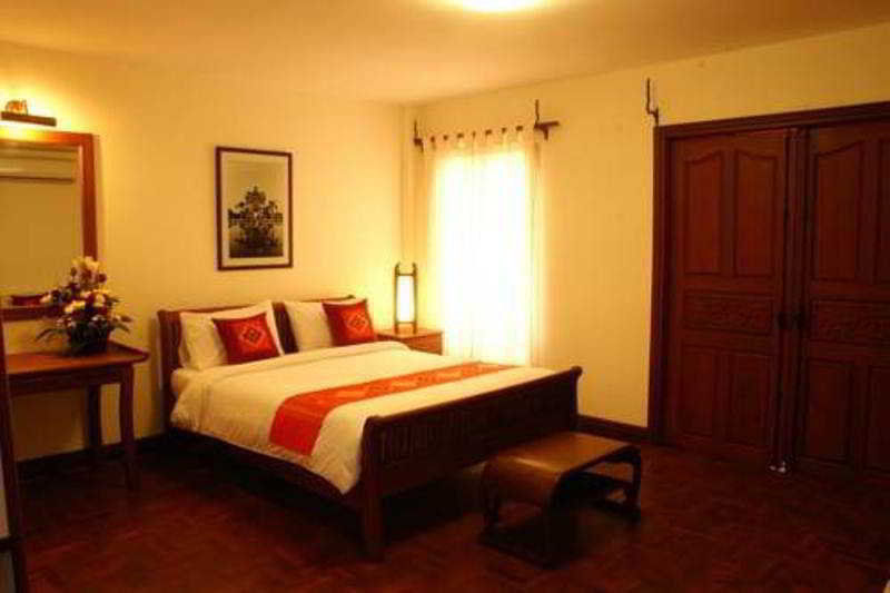 Avilla Phasouk Hotel Vientiane Esterno foto