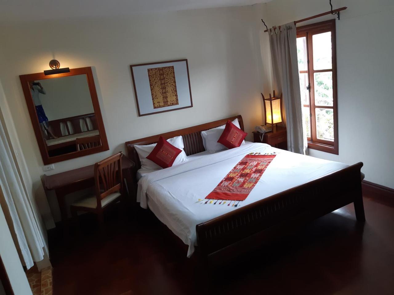 Avilla Phasouk Hotel Vientiane Esterno foto